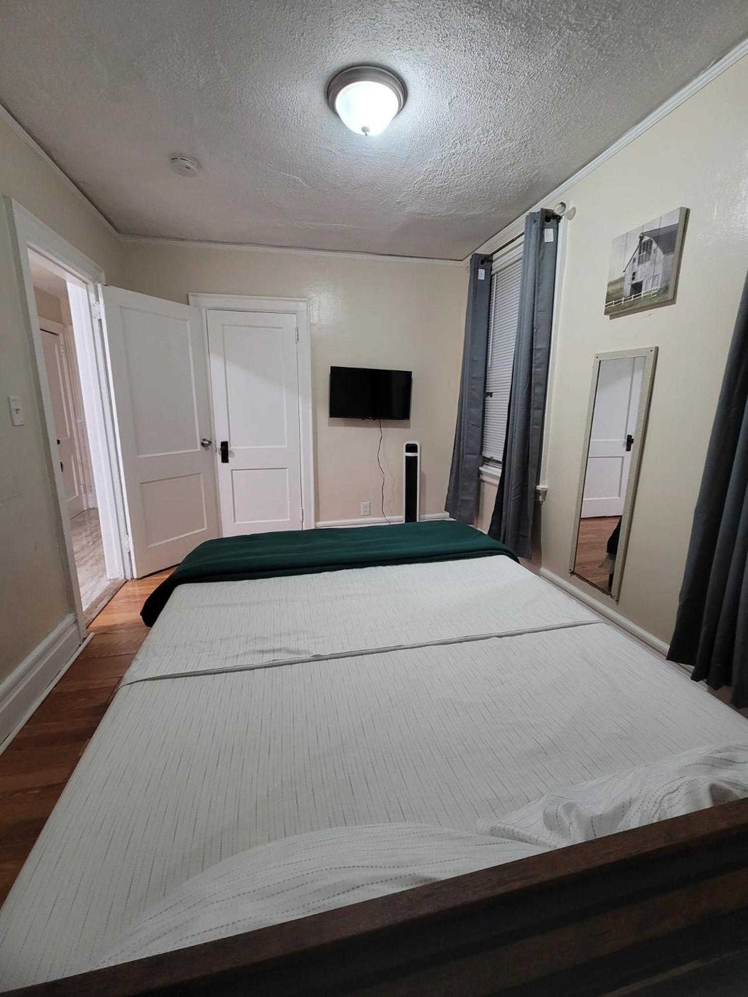 Z & Z Apartment Newark Eksteriør bilde